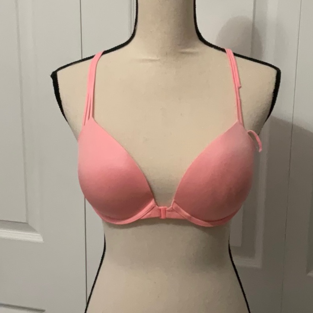 Victoria’s Secret 36C Front Closure Bra with Criss Cross Straps, Light Coral